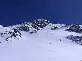 Vue du glacier sous l'aiguille de Péclet en hiver.