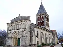 L'église Notre-Dame (décembre 2009).