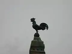 Le coq du monument aux morts.