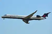 Bombardier CRJ900 avec l'actuelle livrée Air Canada Express