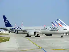 Boeing 777-328ER Air France