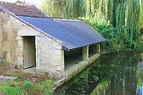 Le lavoir sur la Muance.