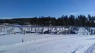 Parc de stationnement en hiver.