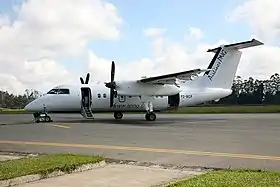 Un Bombardier DHC-8-100 de Airlines PNG, similaire à celui impliqué dans l'accident.