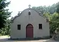 Façade de la chapelle d'Ajola.