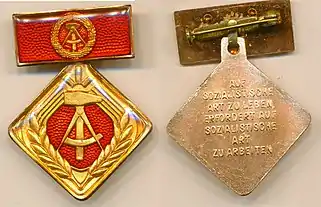 Médaille d'activiste du Travail Socialiste.