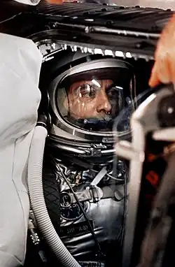 Alan Shepard à bord de sa capsule Freedom 7 avant le décollage.