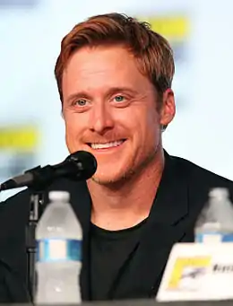 Alan Tudyk dans le rôle de Hoban Washburne.