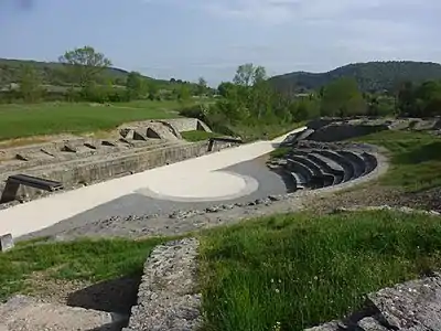 Théâtre du site archéologique d'Alba-la-Romaine.