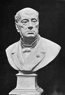  Buste d'Albert Lenoir, réalisé par son fils, Alfred Lenoir