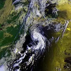 Image satellite de la tempête tropicale Alberto le 7 août 1988 au large du cap Cod.