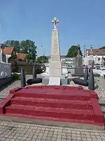 Monument aux morts« Monument aux morts d'Alembon », sur Wikipasdecalais