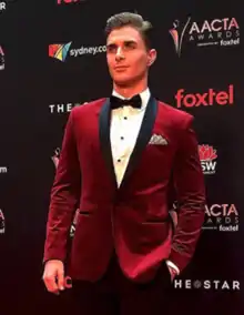 Description de l'image Alex Cubis at AACTAs cropped.png.