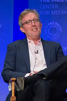 Alex Gansa, co-développeur de la série, showrunner, et scénariste.