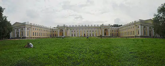 Vue panoramique du palais (en 2010)