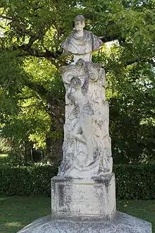 Buste d'Alexis Millardet« Monument à Alexis Millardet, ou La Vigne reconnaissante à Bordeaux », sur À nos grands hommes,« Monument à Alexis Millardet, ou La Vigne reconnaissante à Bordeaux », sur e-monumen
