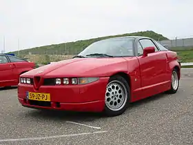 Una Alfa Romeo SZ.