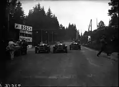 Trois Alfa Romeo 6C 1750 GS de front en 1930 à Spa (Marinoni est à gauche).