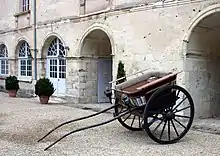 Tonneau des années 1900 en provenance des ateliers des Champs Elysées à Paris