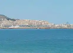 Vue du centre d'Alger depuis la mer.