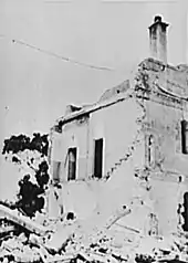 Couvent-orphelinat d'Alger bombardé par la Luftwaffe le 17 avril 1943.