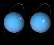 Deux images d'Uranus montrant de grands arcs partant de son équateur jusqu'à loin au-dessus de ses pôles.