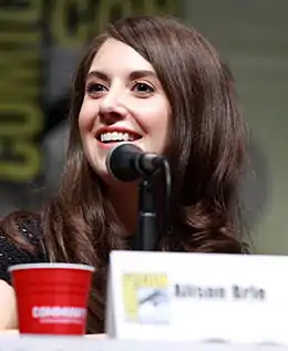 Alison Brie dans le rôle de Annie Edison