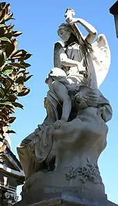 Ange musicien, Marseille, cimetière Saint-Pierre.