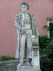 Le monument d’Aloïs Senefelder.
