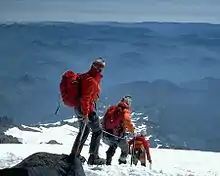 Cordée en montagne