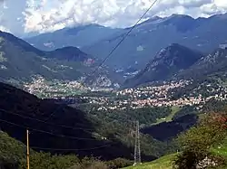 Vue de la Valsassina depuis le col de San Pietro.