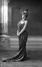 Amélie Diéterle interprète la reine Omphale au théâtre des Bouffes-Parisiens, en 1901.