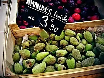 Amandes fraîches