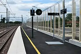 Vue du quai en direction de Libourne.