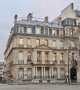 Ambassade à Paris