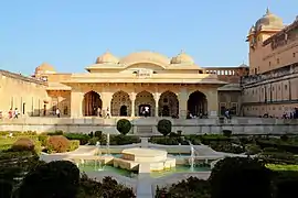 Le Diwan-i-Khas est la salle d'audience privée du fort.