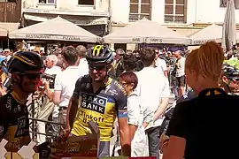 Sur la place de la Comédie, avant le départ du Tour de France 2013.