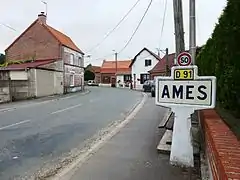 Ames, entrée du village.