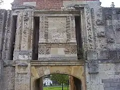 Porte du Ravelin de Montrescu construite de 1524 à 1531.