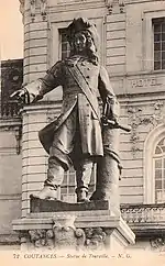 Statue de Tourville« Statue de l'amiral Tourville à Coutances », sur À nos grands hommes,« Statue de l'amiral Tourville à Coutances », sur e-monumen,« Statue de Tourville à Coutances », sur Wikimanche