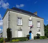 La mairie.