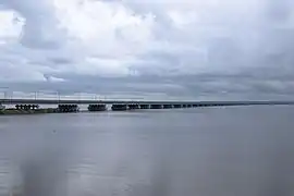 Pont de la baie de l'Amour.