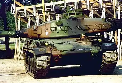 Char AMX 30 en camouflage « forêt »