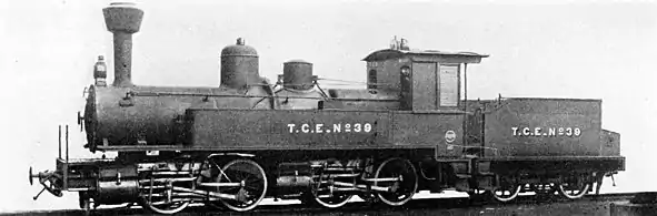 Locomotive à voie métrique 020+020 des chemins de fer Malgaches, construite par Baldwin.