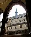 L'église vue depuis le cloître.