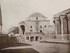 Photographie d'Alfred van der Brule en 1907. Vue de la mosquée depuis le sud.