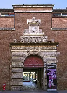 Le portail renaissance du collège de l'Esquile, Toulouse.