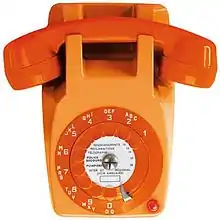 Téléphone des années 1960-70.