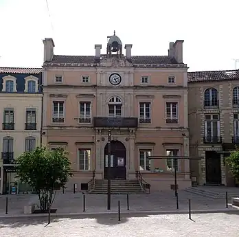 L'ancien hôtel de ville de Mont-de-Marsan (1846-1946)