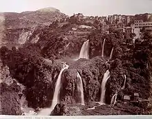 Photographie des cascades de Tivoli datant de 1850